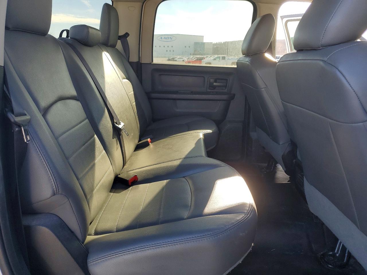 2017 RAM 2500 ST photo 10