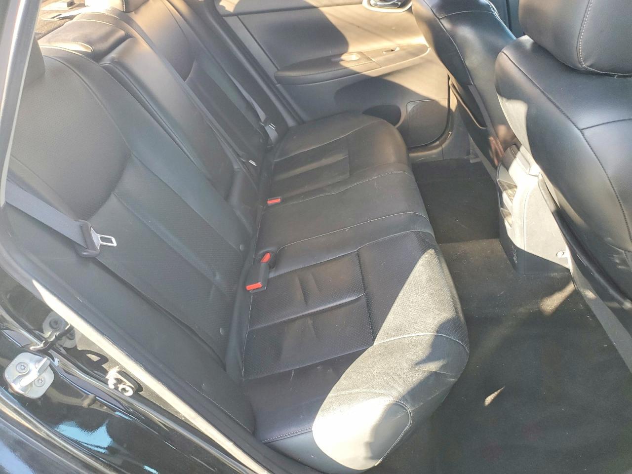 2015 NISSAN SENTRA S photo 10