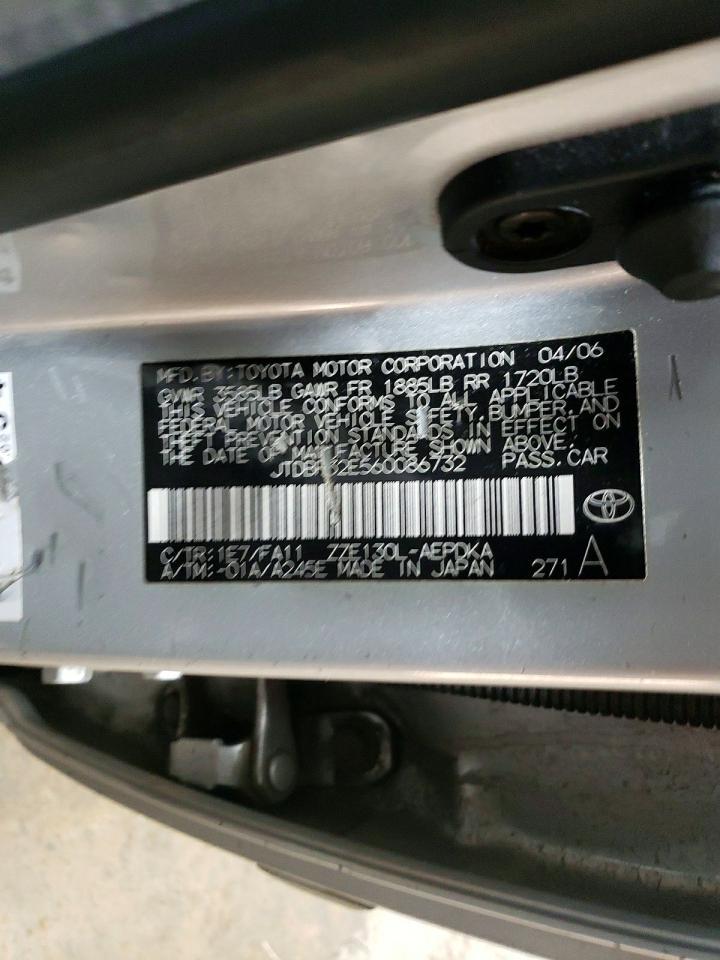 2006 TOYOTA COROLLA CE photo 12