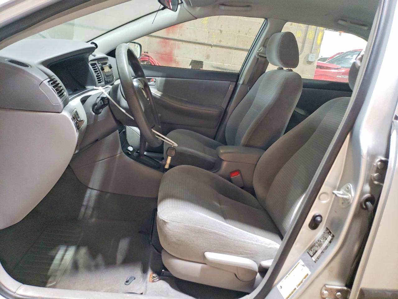 2006 TOYOTA COROLLA CE photo 7