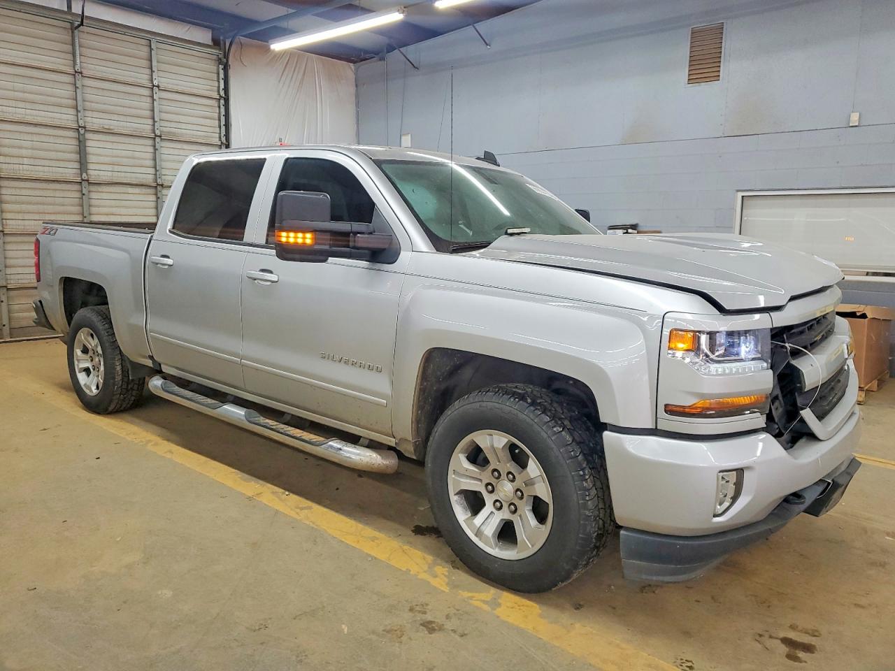 2018 CHEVROLET SILVERADO K1500 LT photo 4