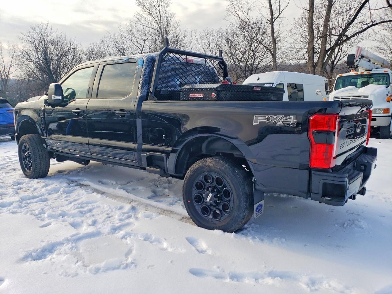2023 FORD F350 SUPER DUTY photo 2