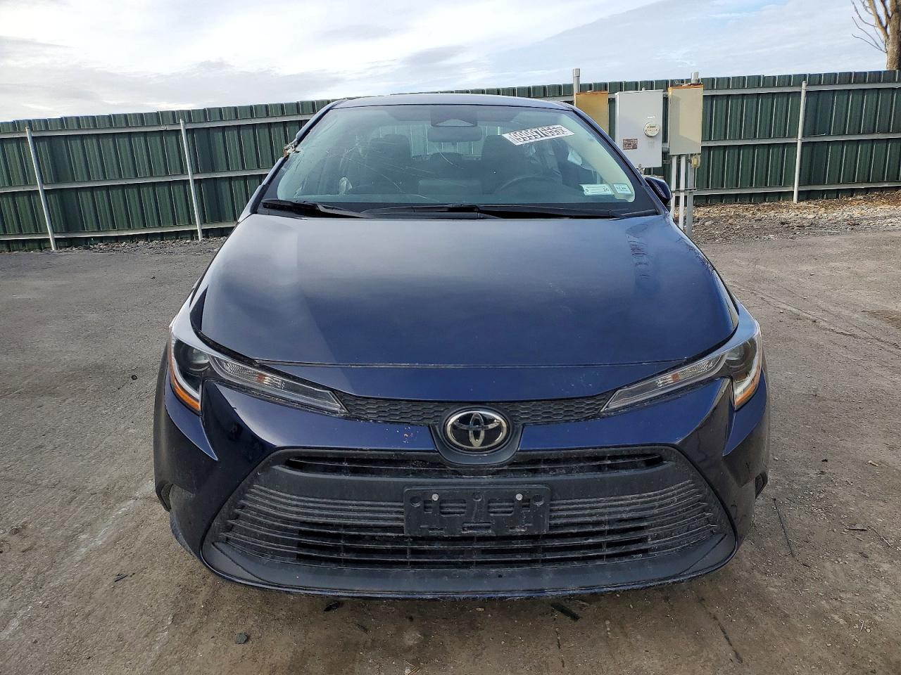 2025 TOYOTA COROLLA LE photo 5