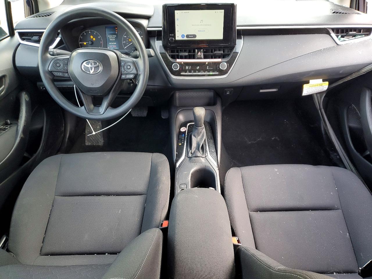 2025 TOYOTA COROLLA LE photo 8