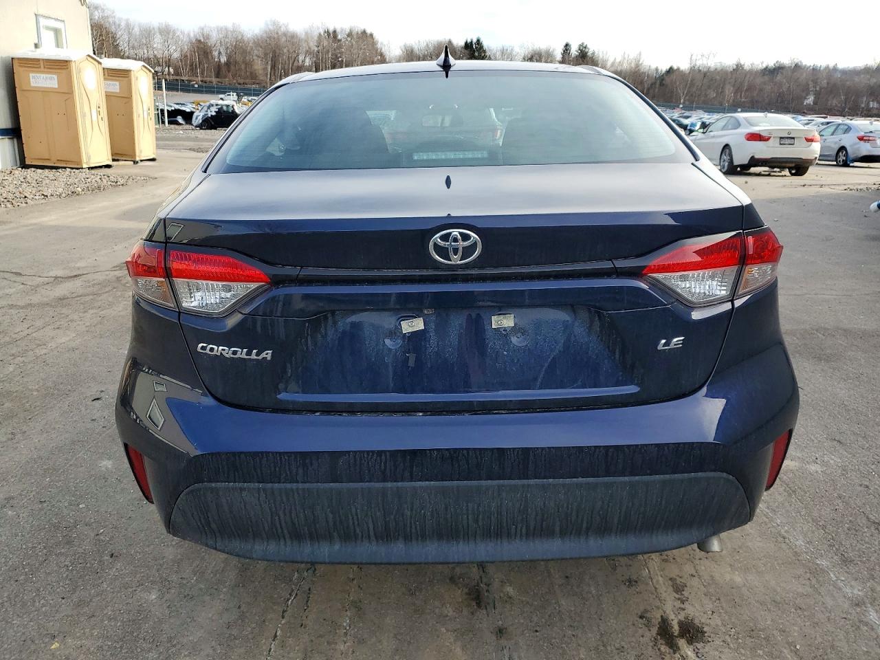 2025 TOYOTA COROLLA LE photo 6