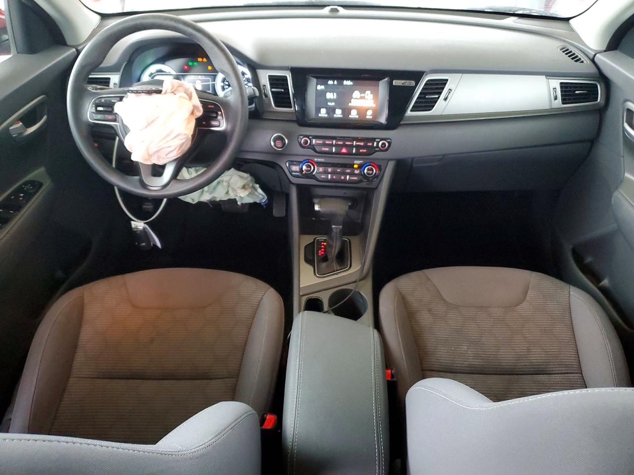 2018 KIA NIRO FE photo 8