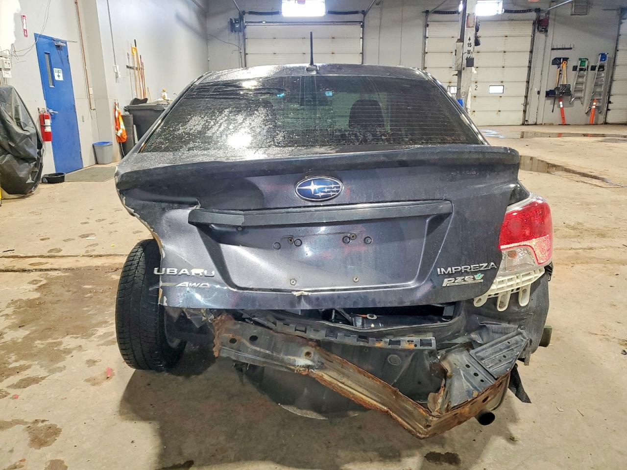 2016 SUBARU IMPREZA photo 6