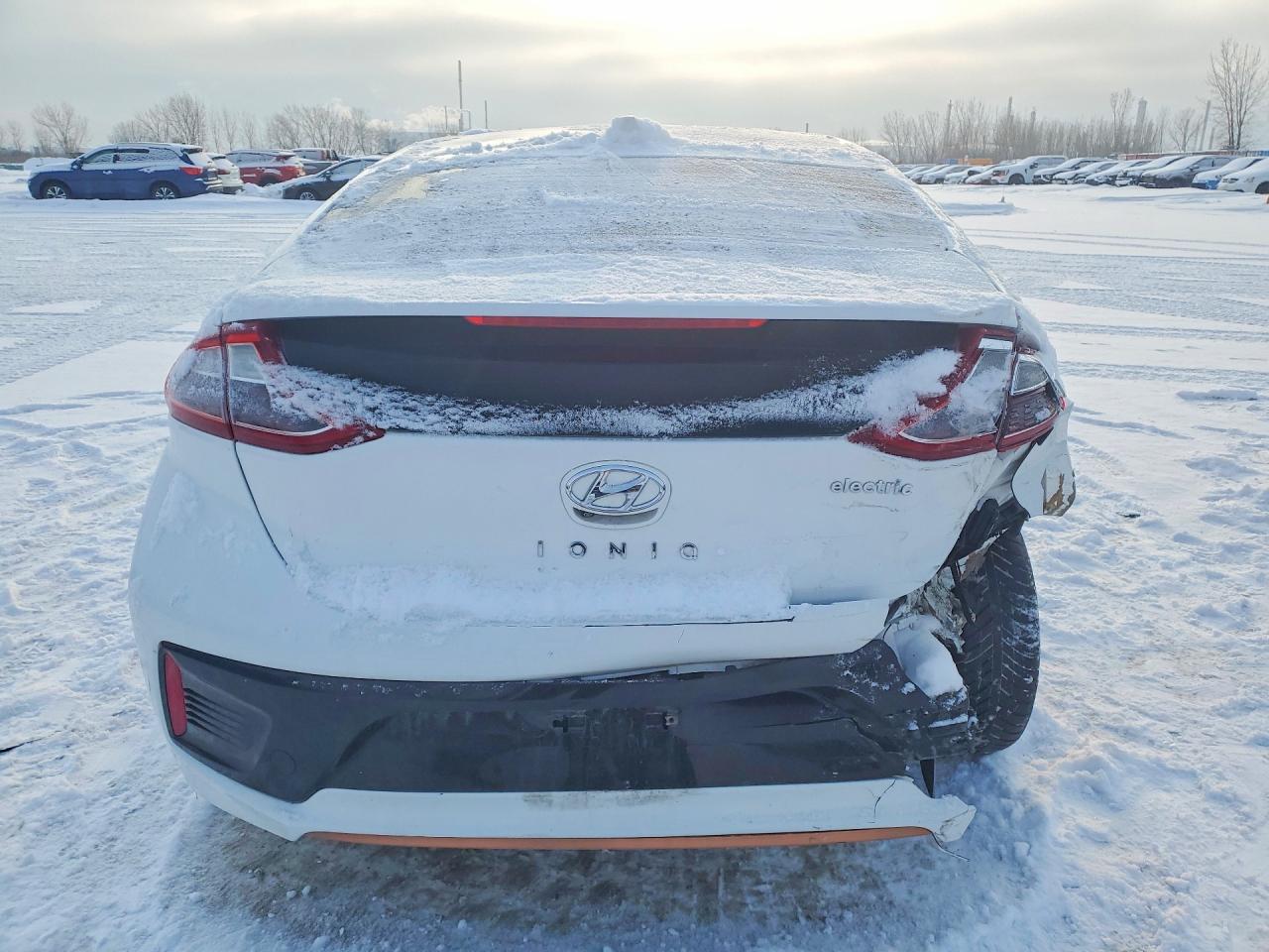 2019 HYUNDAI IONIQ PREFERRED photo 6