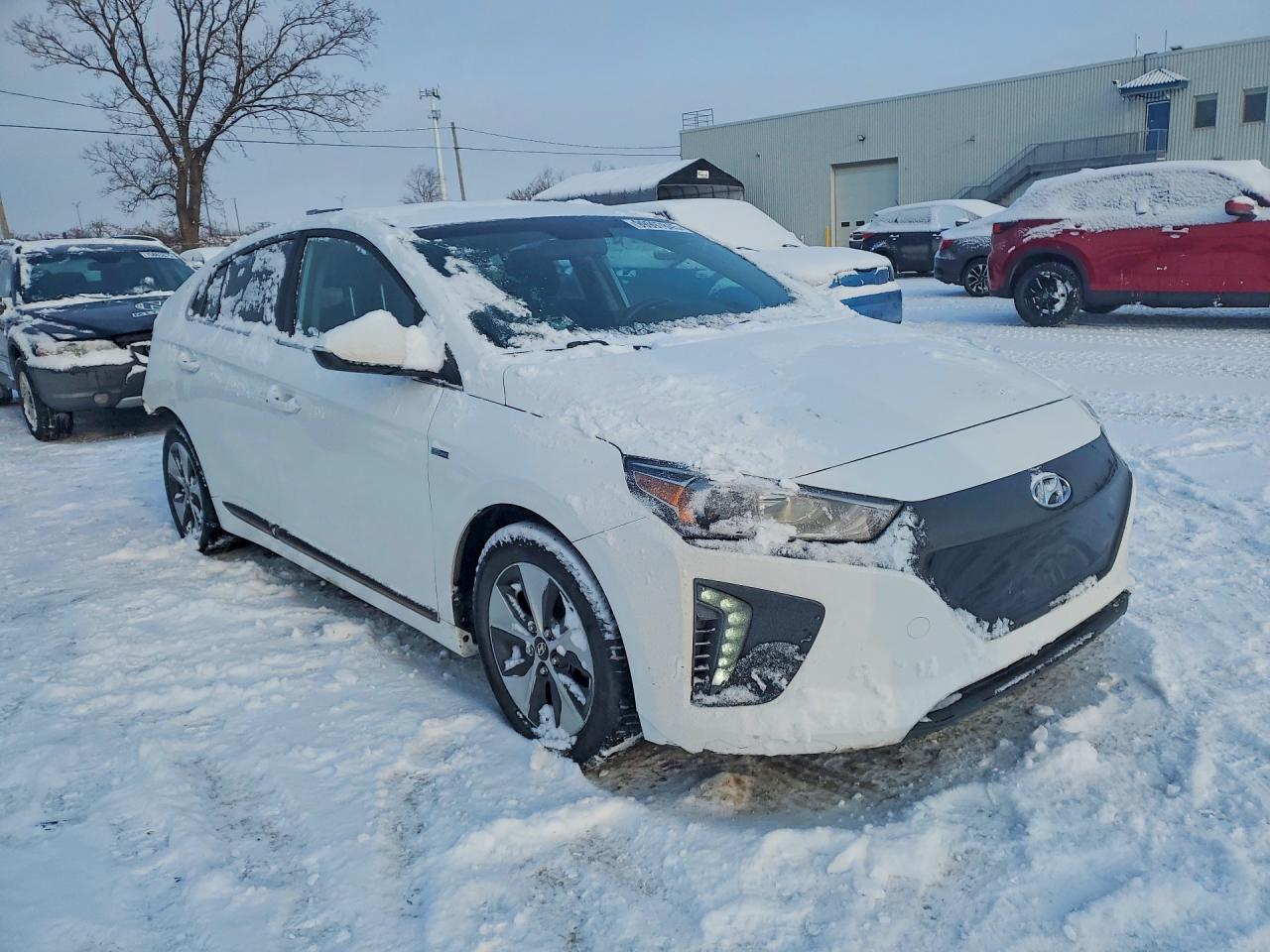 2019 HYUNDAI IONIQ PREFERRED photo 4