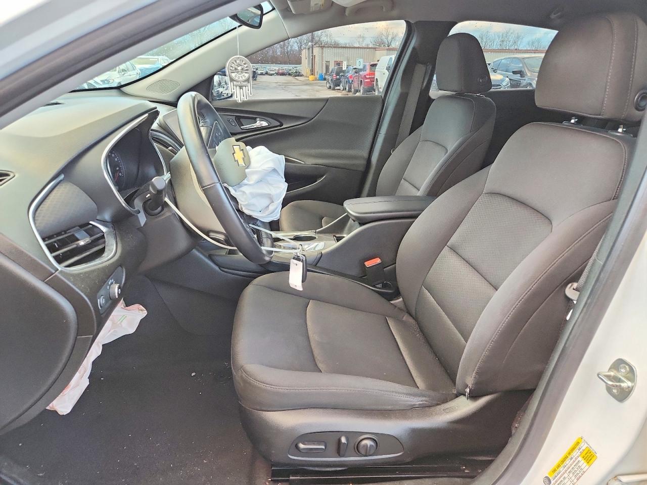 2016 CHEVROLET MALIBU LT photo 7
