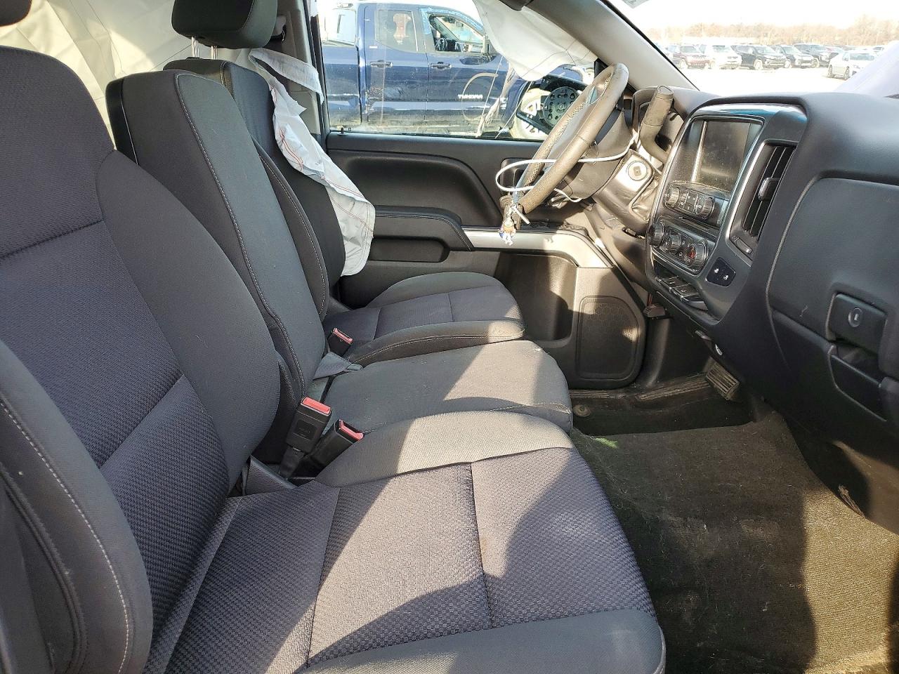 2015 CHEVROLET SILVERADO K1500 LT photo 7