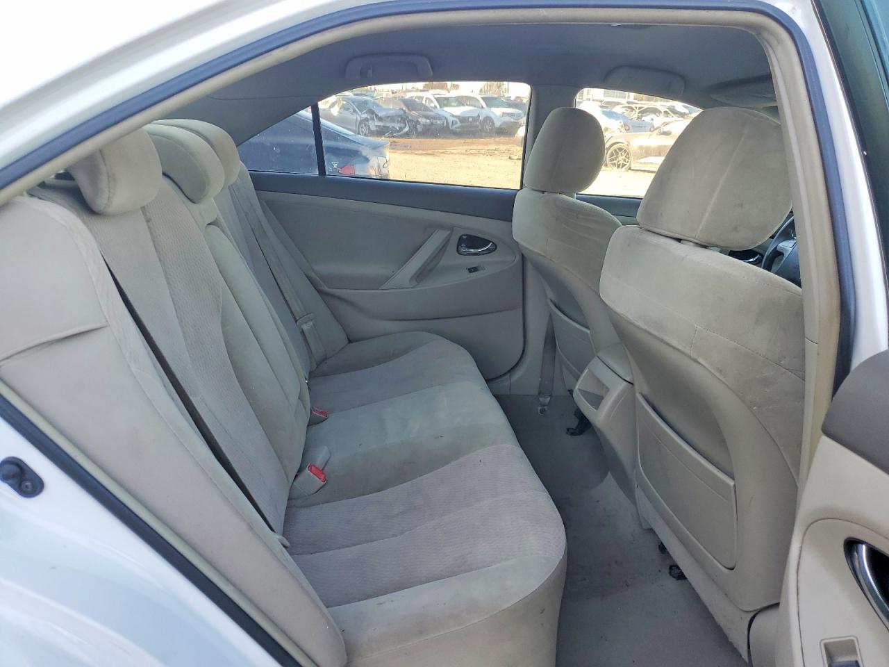 2010 TOYOTA CAMRY BASE photo 10