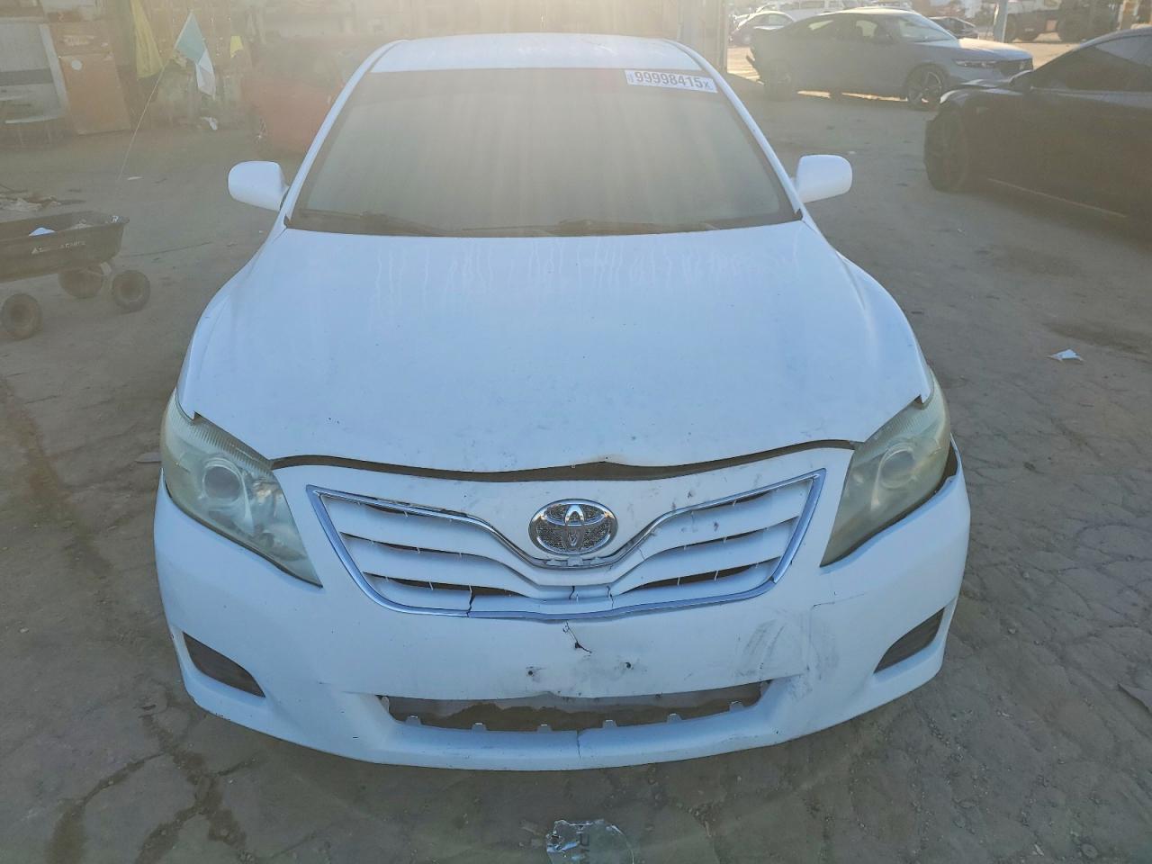 2010 TOYOTA CAMRY BASE photo 5