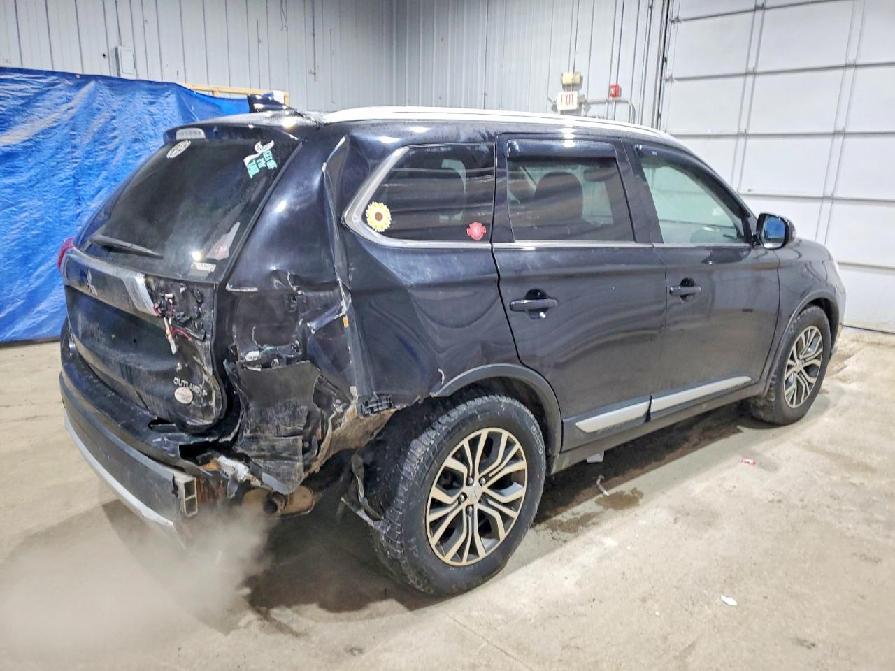 2017 MITSUBISHI OUTLANDER SE photo 3
