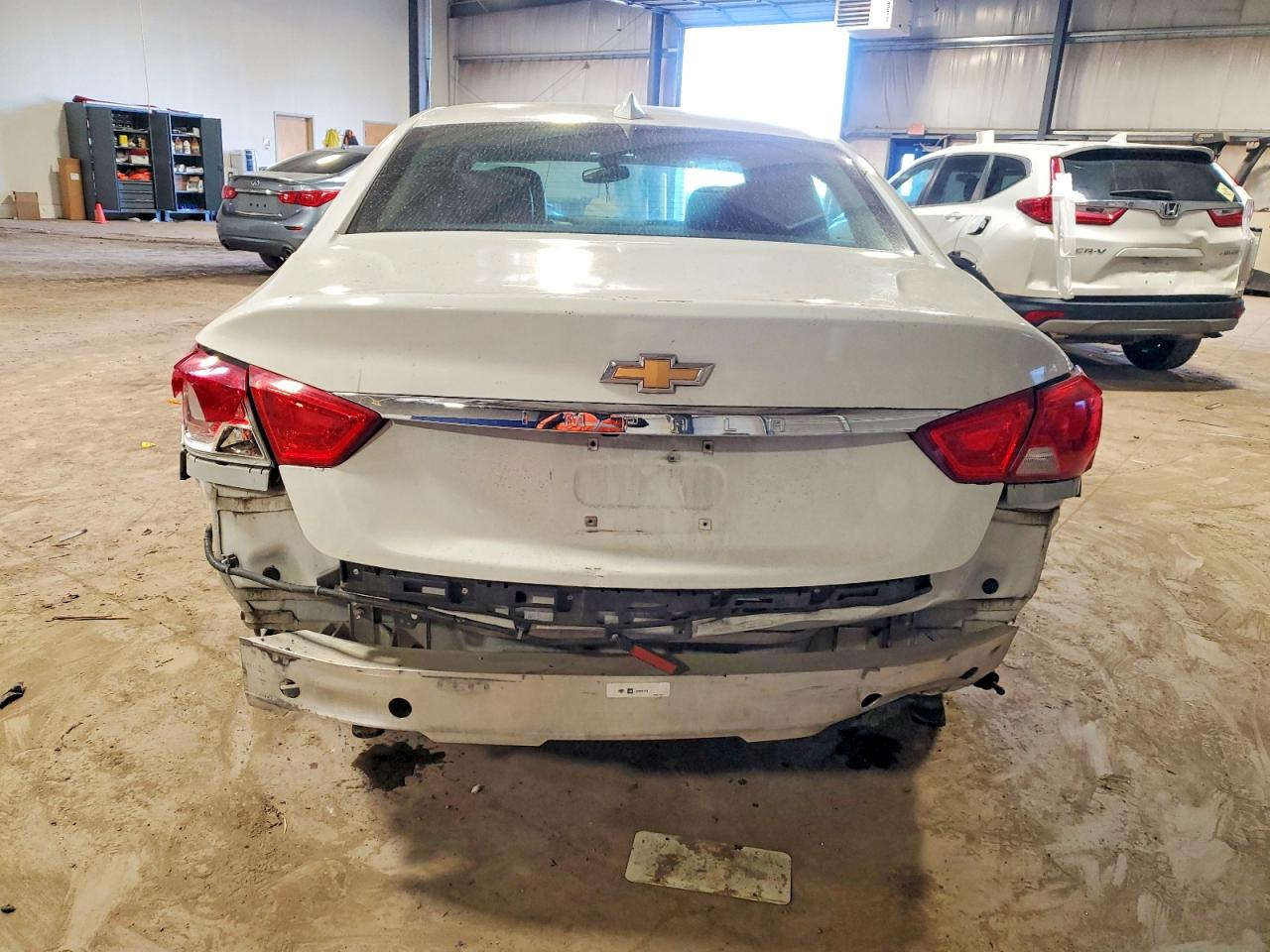 2018 CHEVROLET IMPALA LT photo 6