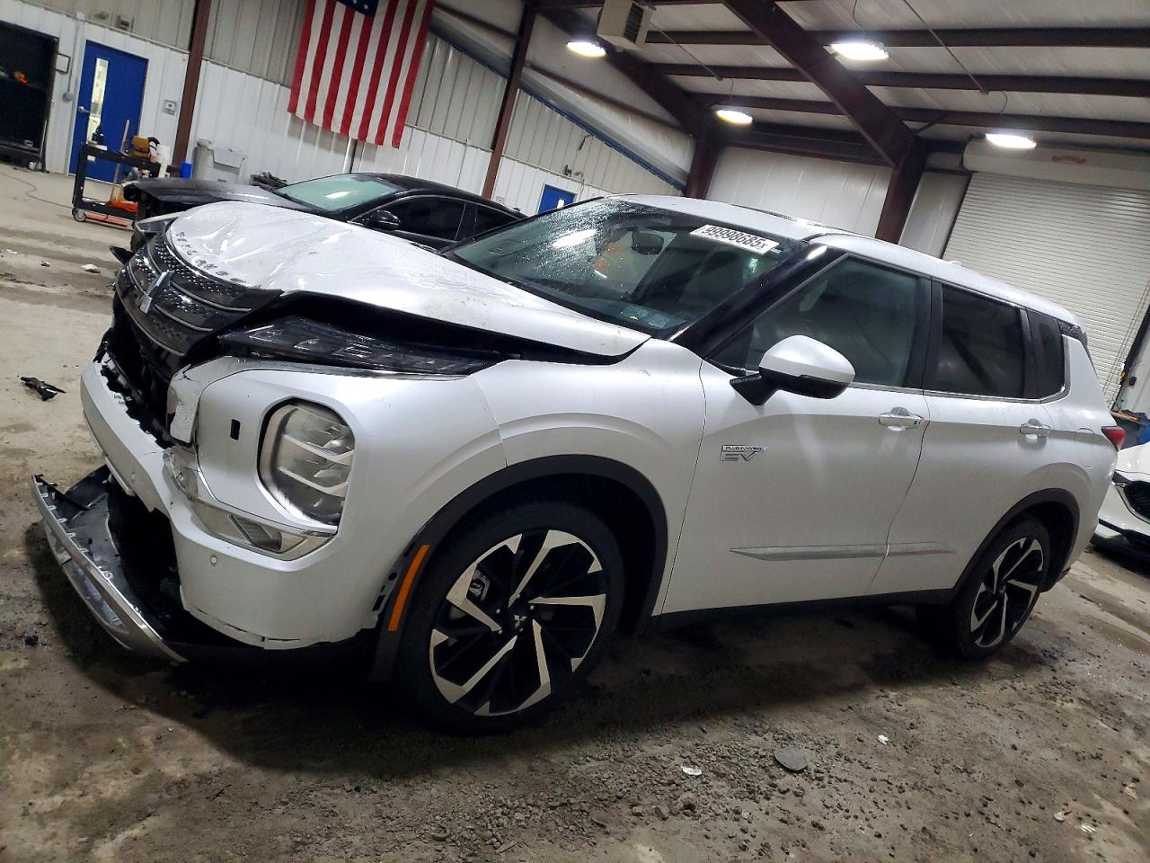 2025 MITSUBISHI OUTLANDER