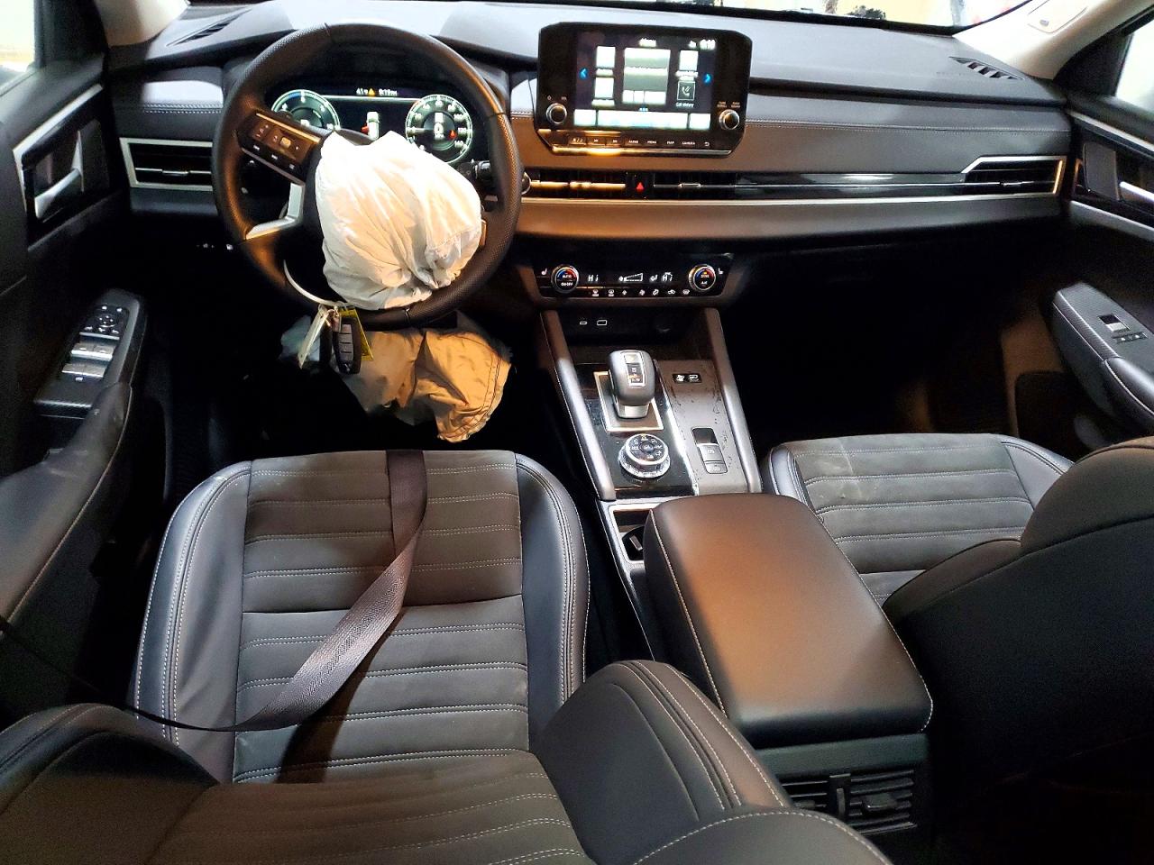 2025 MITSUBISHI OUTLANDER SE photo 8