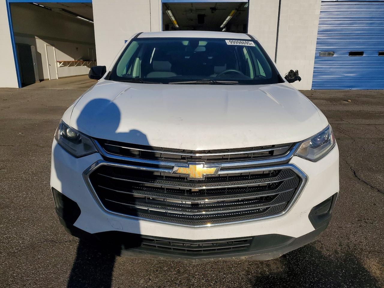 2019 CHEVROLET TRAVERSE LS photo 5