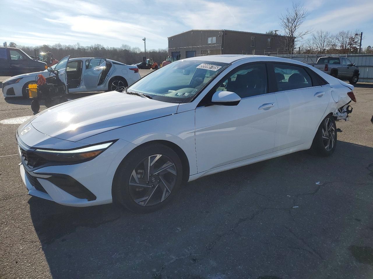 2025 HYUNDAI ELANTRA