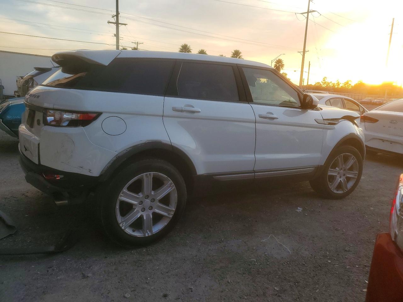 2015 LAND ROVER RANGE ROVER EVOQUE PURE PLUS photo 3