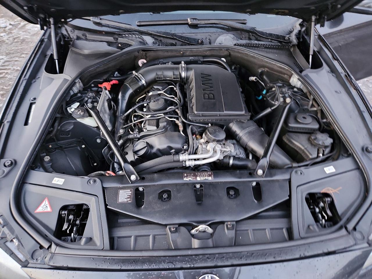 2012 BMW 535 XI photo 11