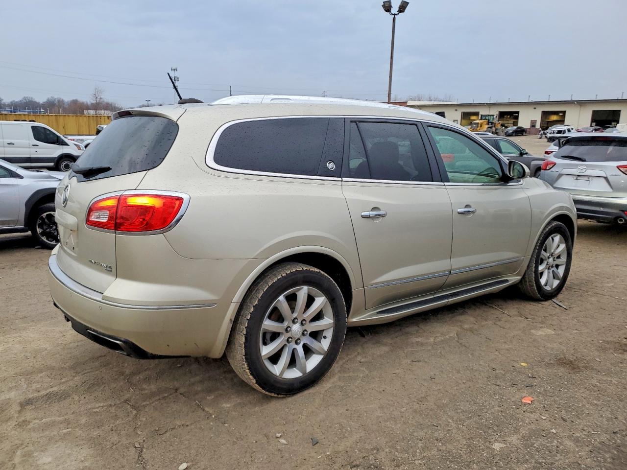 2016 BUICK ENCLAVE photo 3