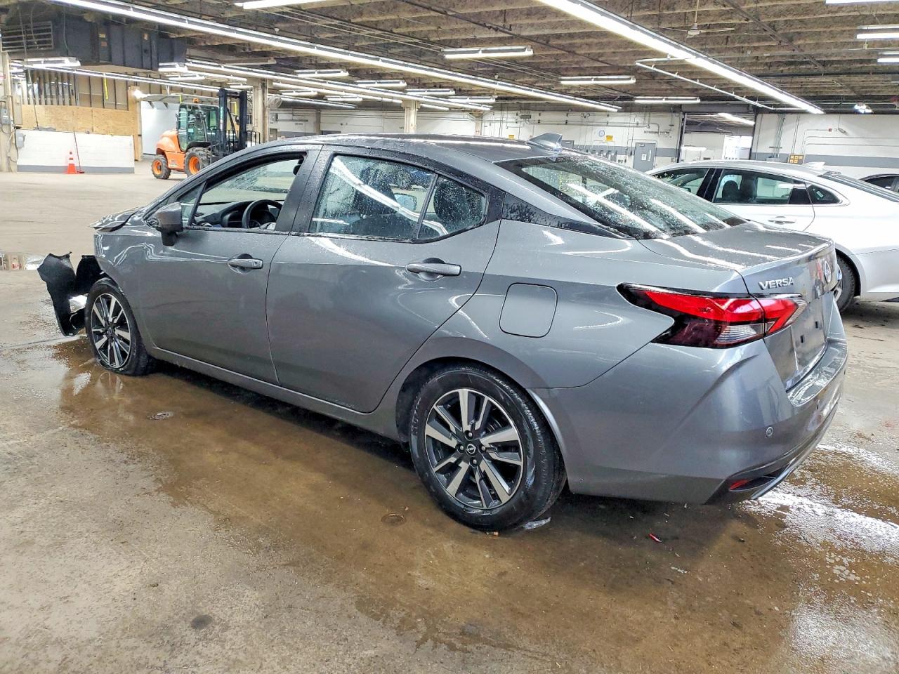 2025 NISSAN VERSA SV photo 2