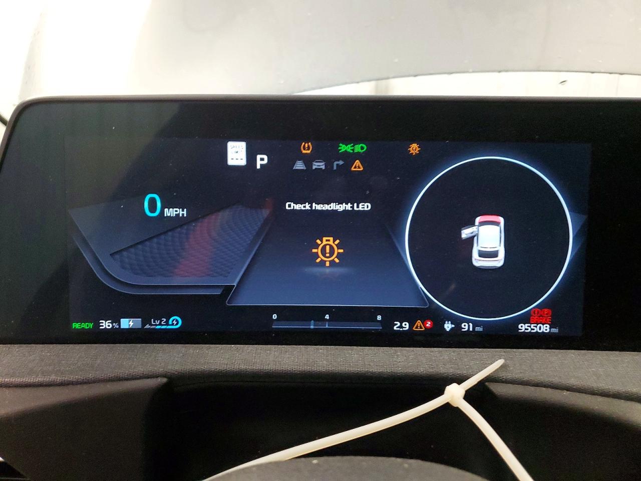 2023 KIA EV6 LIGHT photo 9