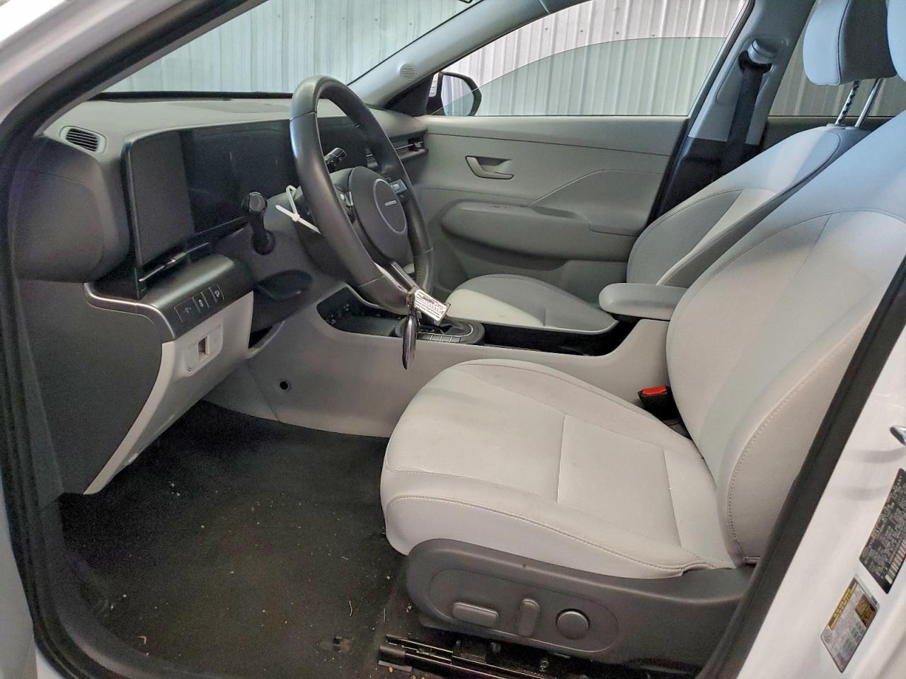 2025 HYUNDAI KONA SEL photo 7