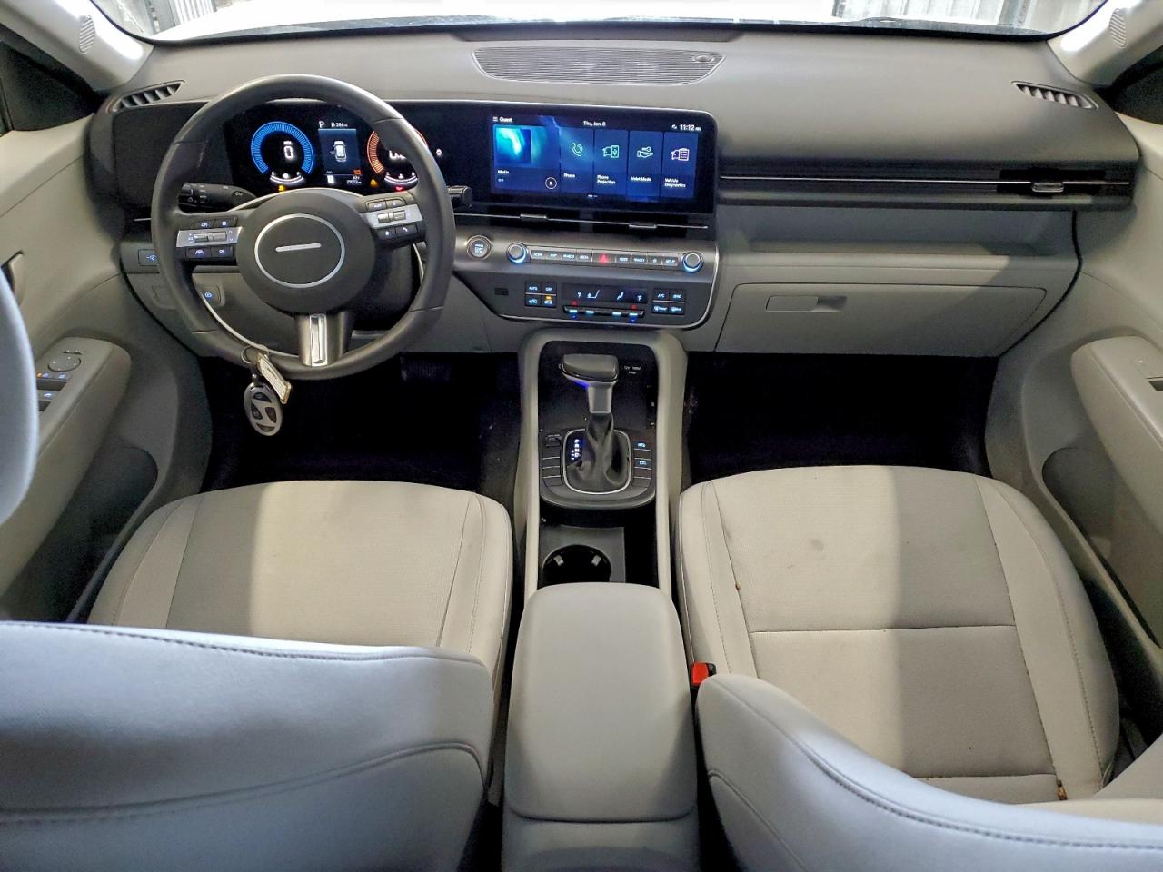 2025 HYUNDAI KONA SEL photo 8