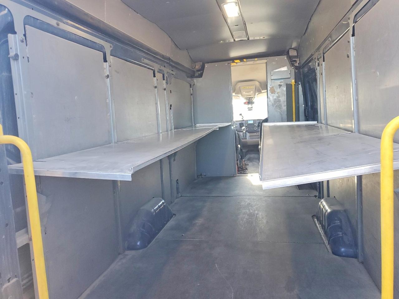 2020 FORD TRANSIT 250 DELIVERY VAN photo 10