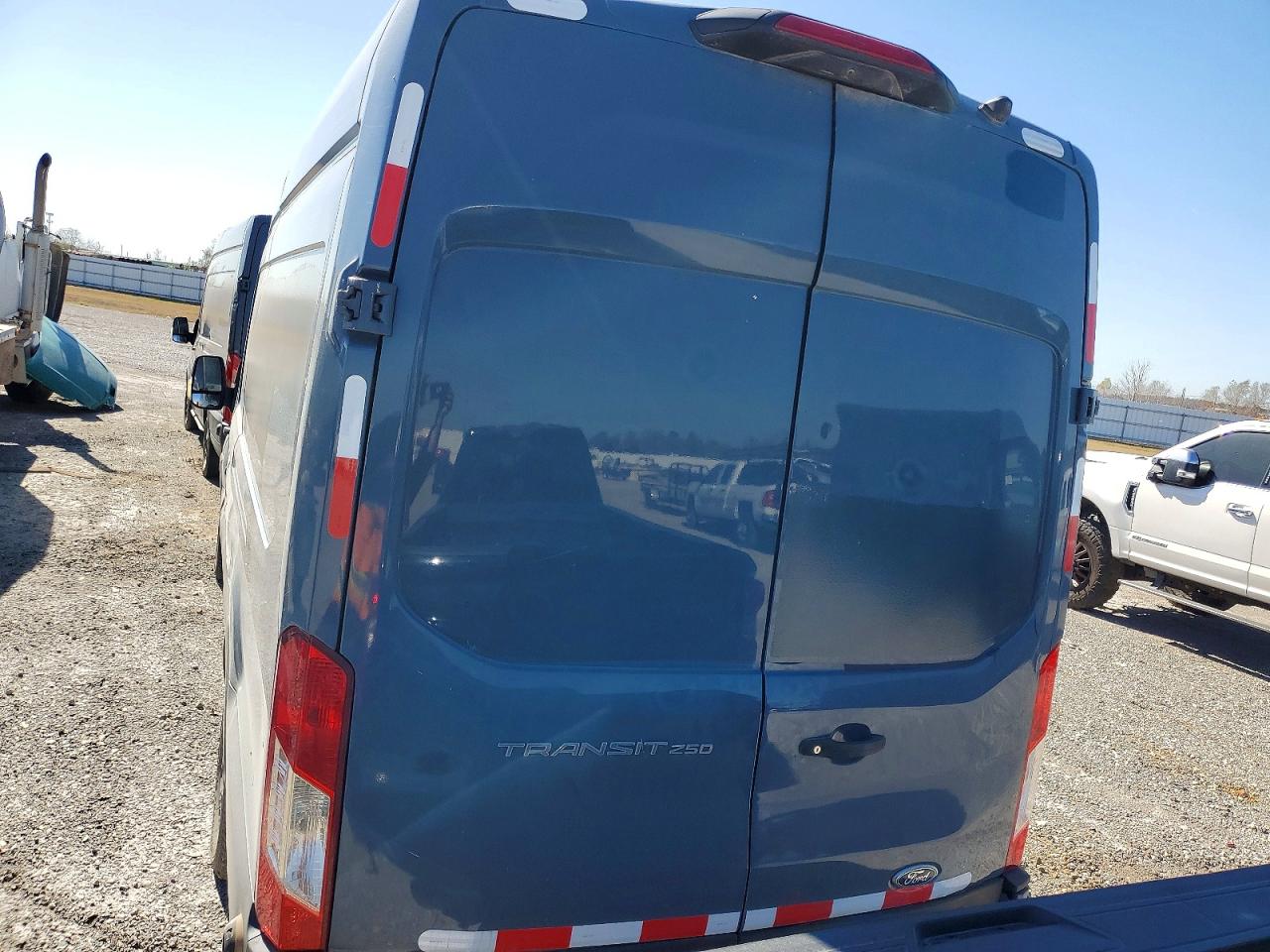 2020 FORD TRANSIT 250 DELIVERY VAN photo 6