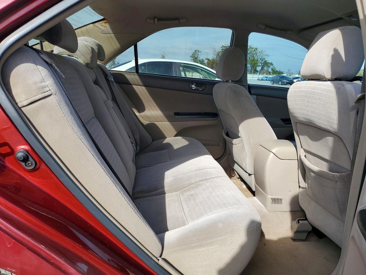 2006 TOYOTA CAMRY LE photo 10