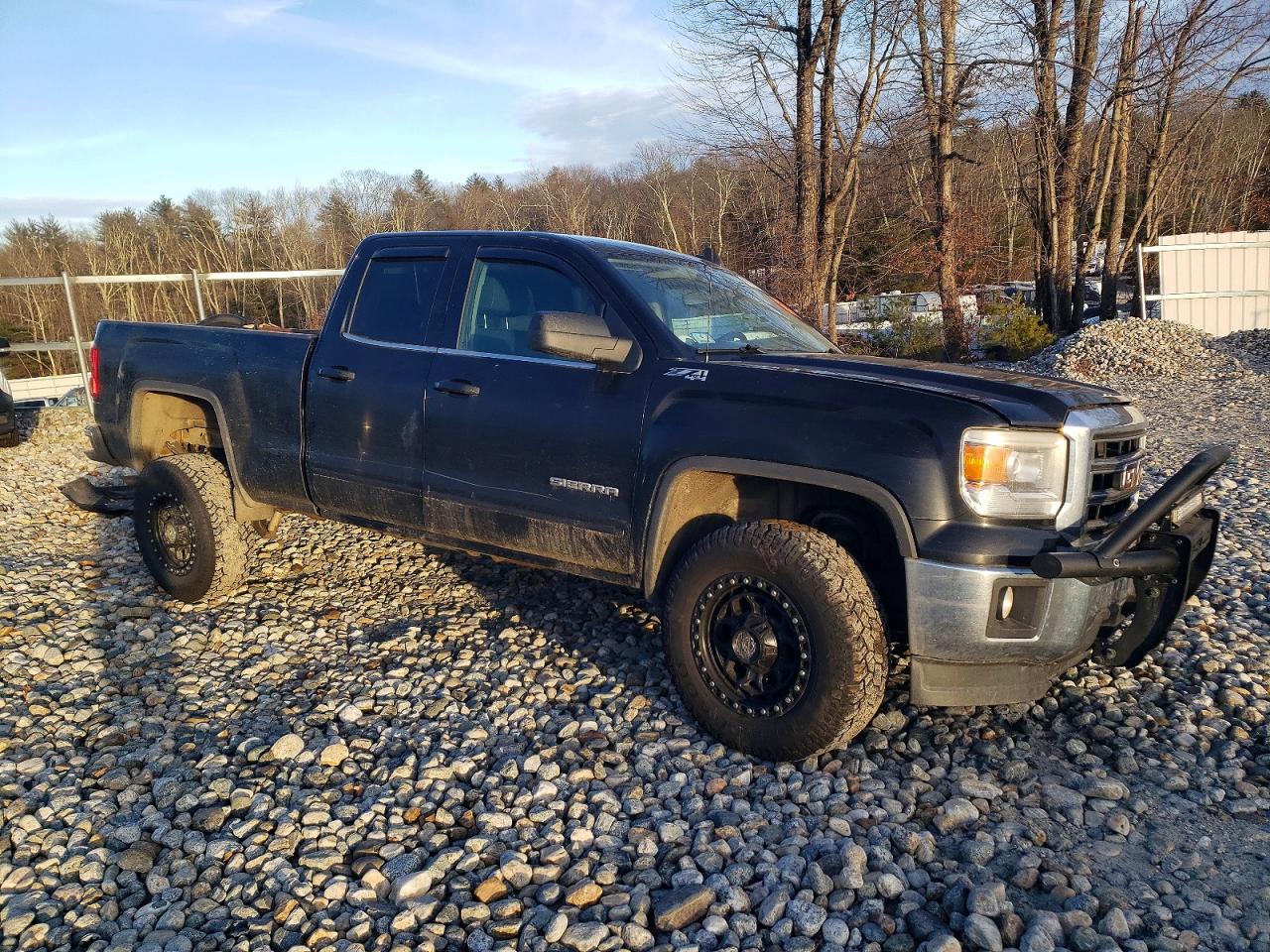 2015 GMC SIERRA K1500 SLE photo 4