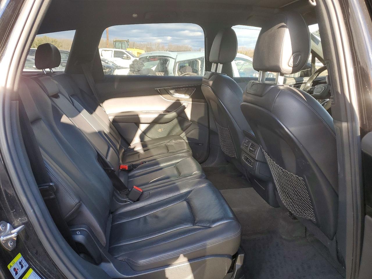 2017 AUDI Q7 photo 11