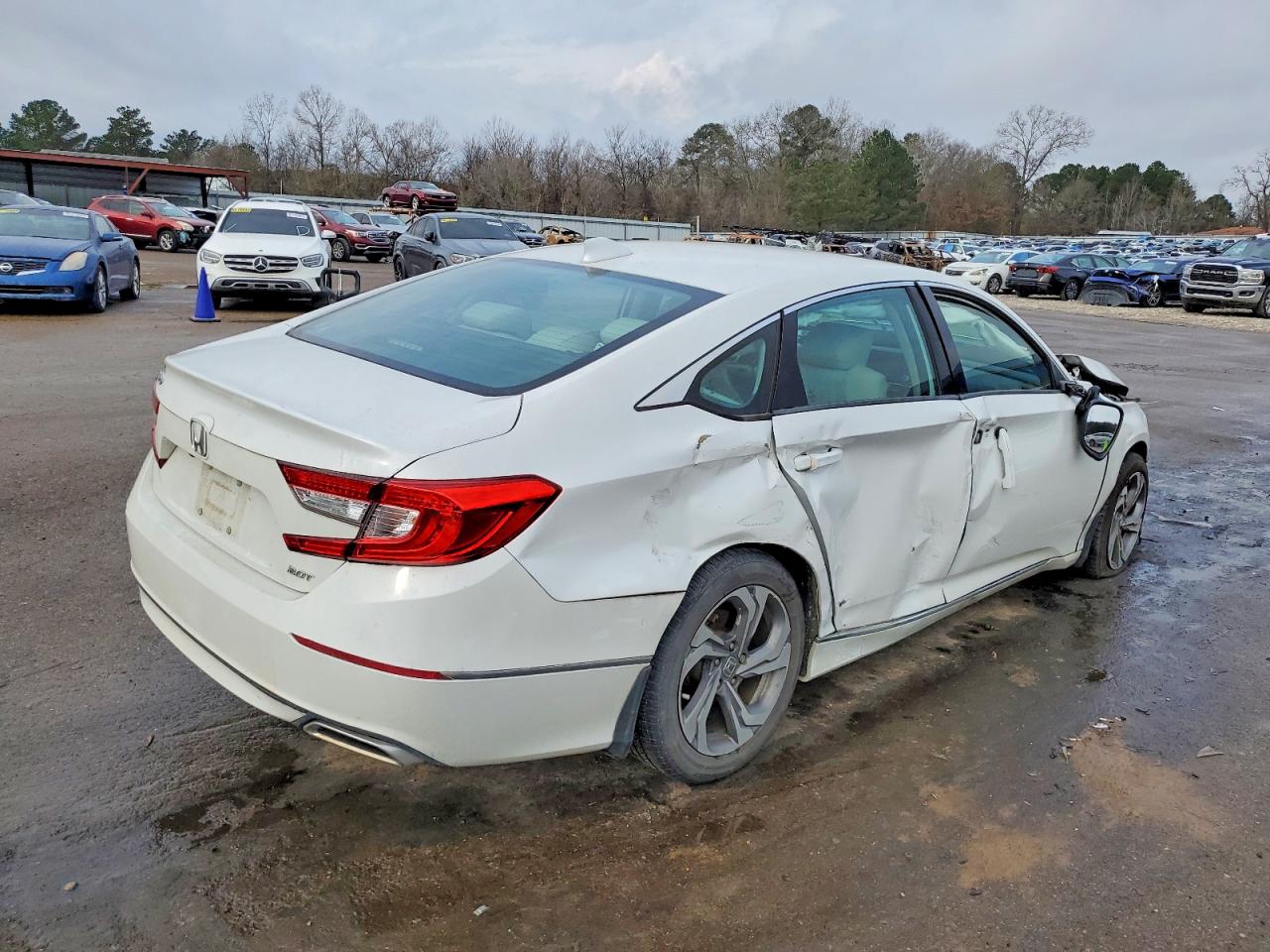 2018 HONDA ACCORD EXL photo 3