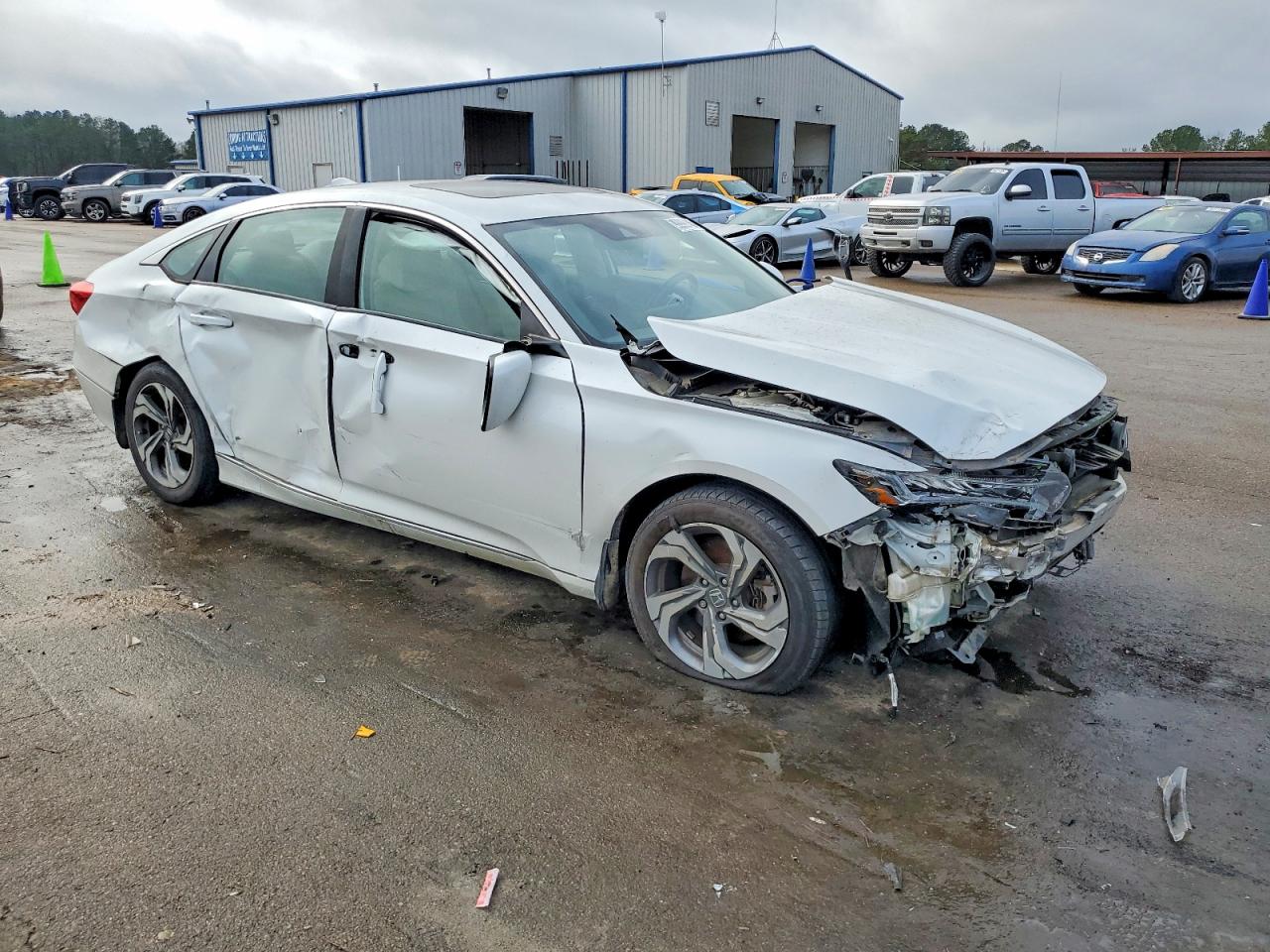 2018 HONDA ACCORD EXL photo 4