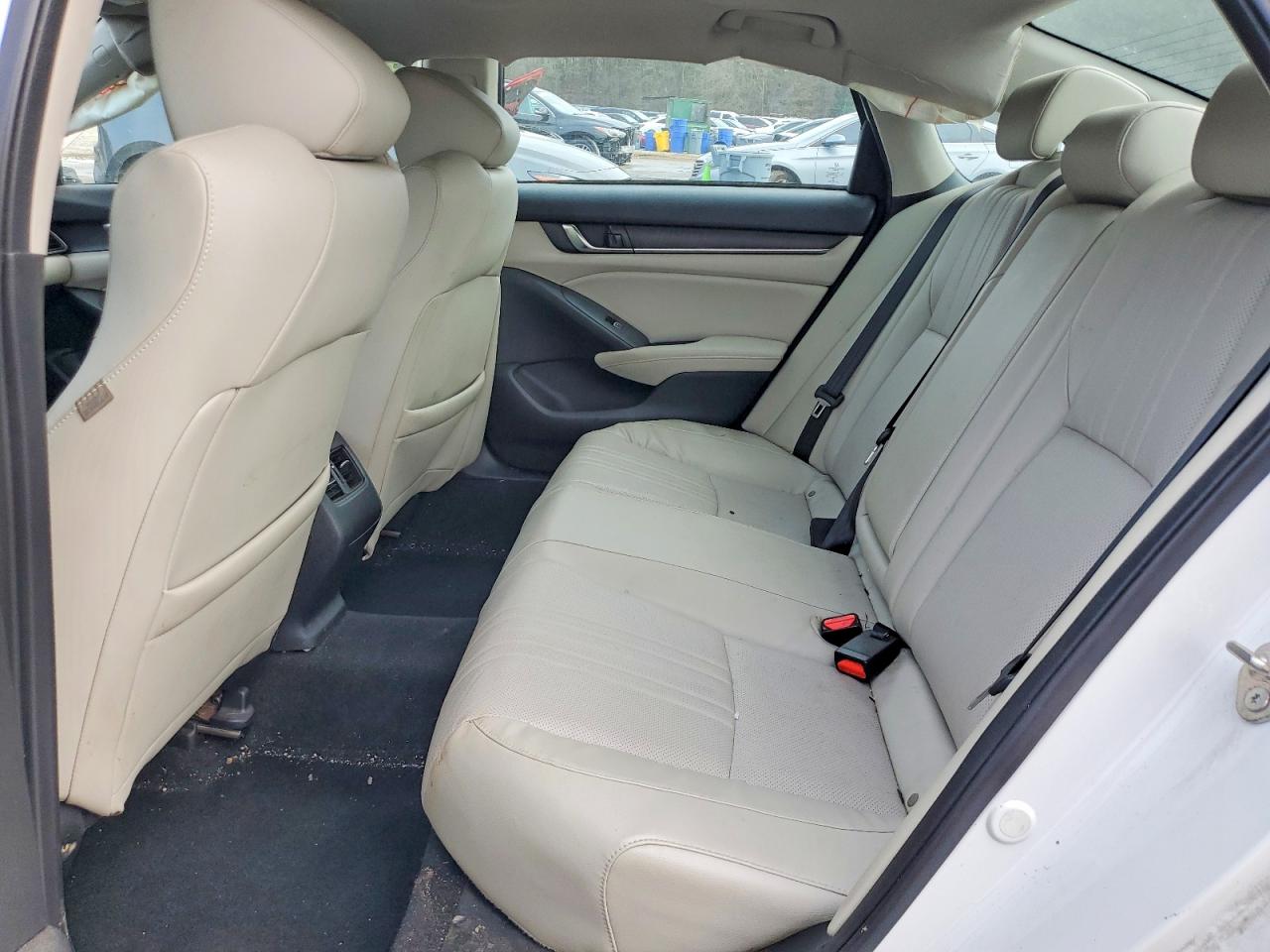 2018 HONDA ACCORD EXL photo 10