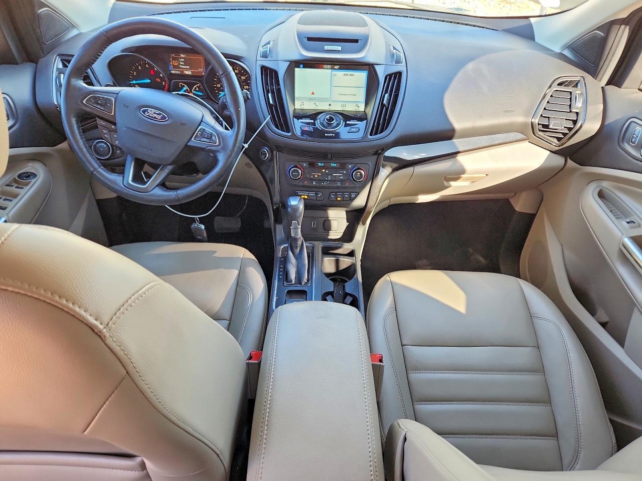 2017 FORD ESCAPE TITANIUM photo 8