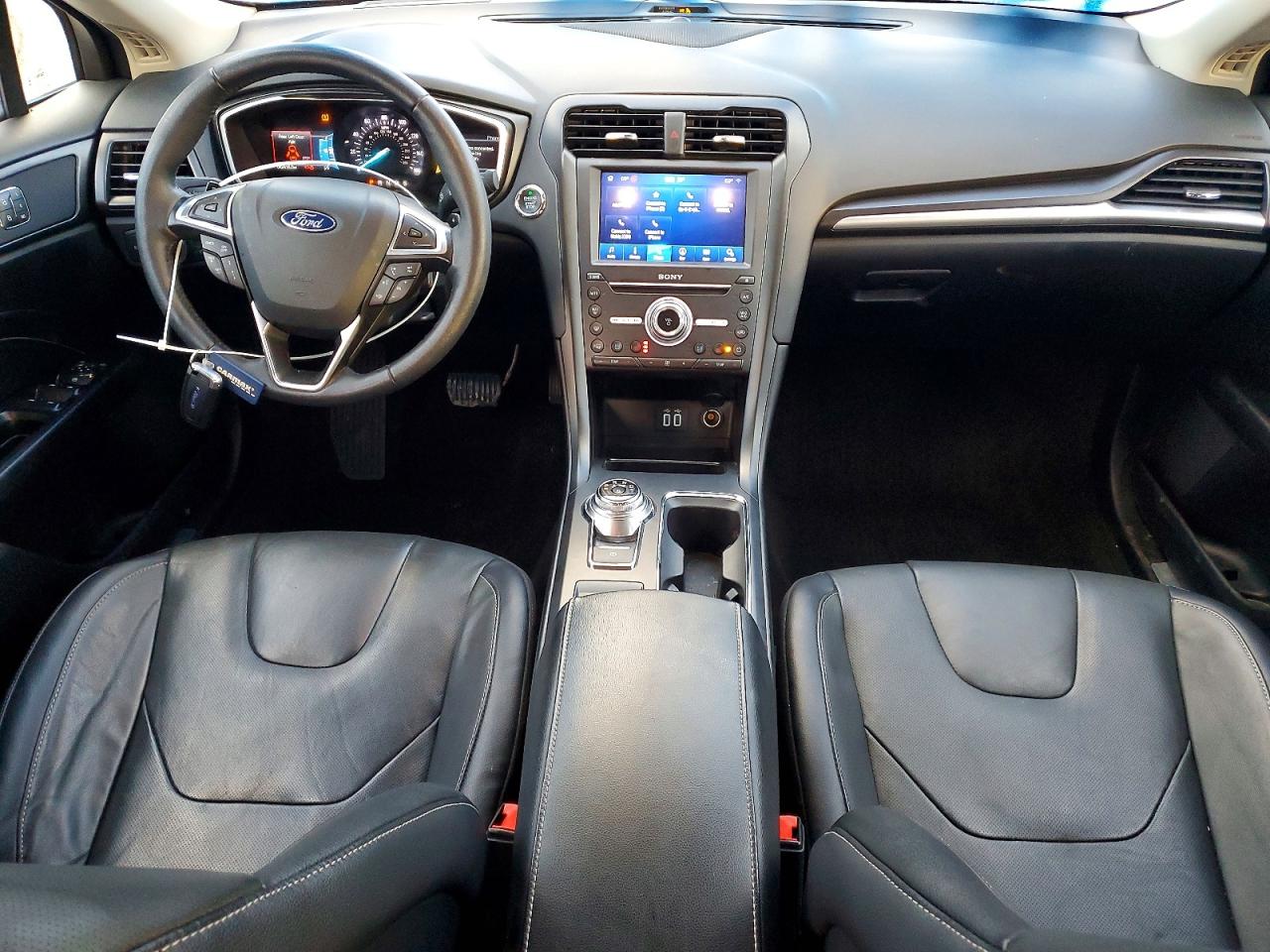2020 FORD FUSION TITANIUM photo 8