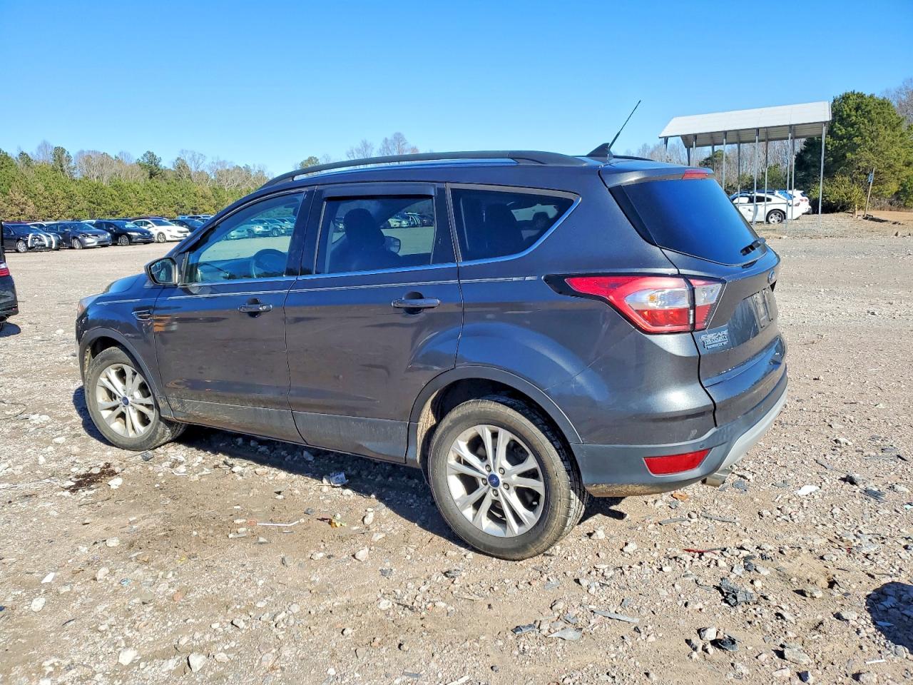 2018 FORD ESCAPE SEL photo 2