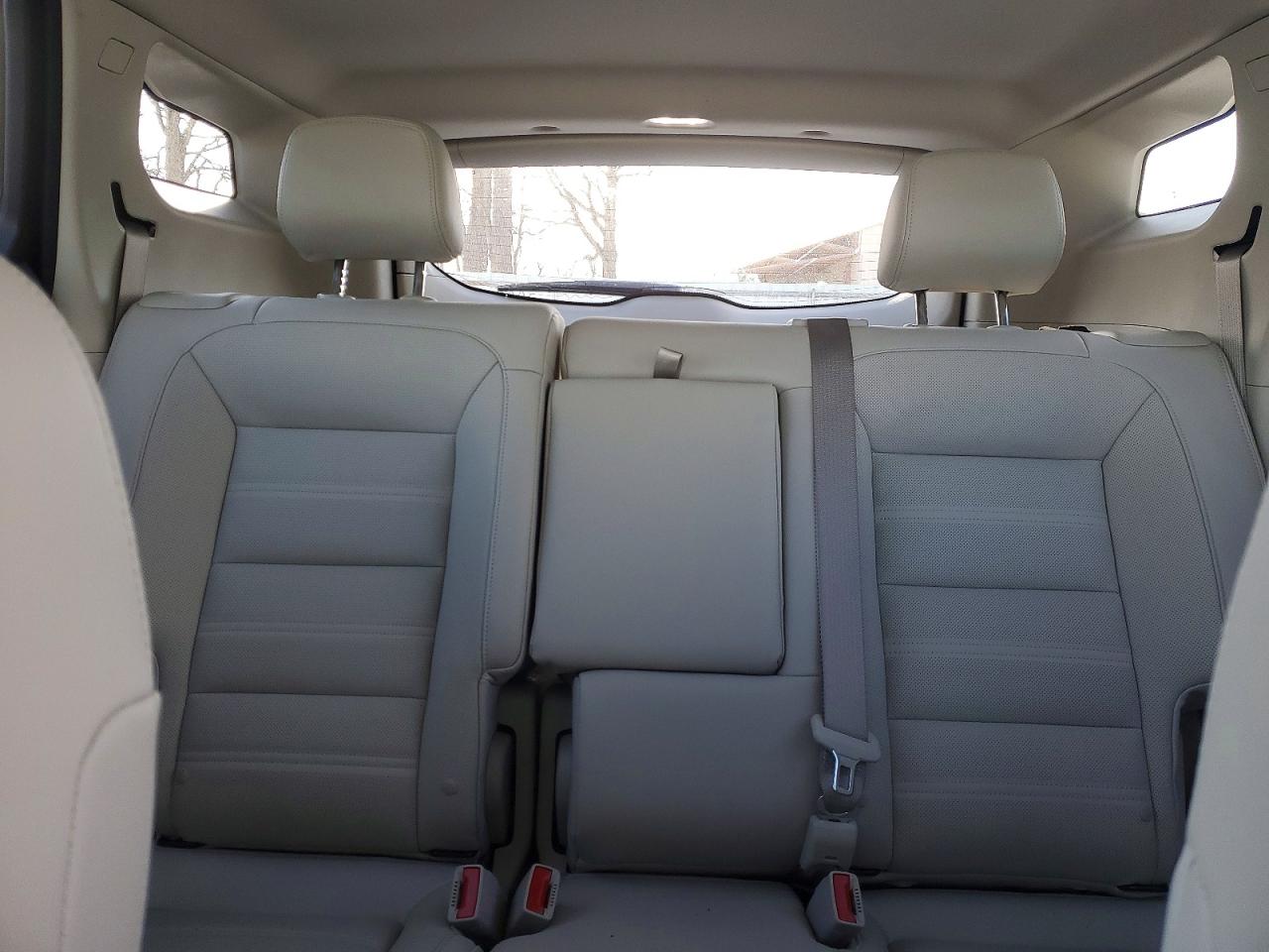 2024 GMC TERRAIN DENALI photo 10
