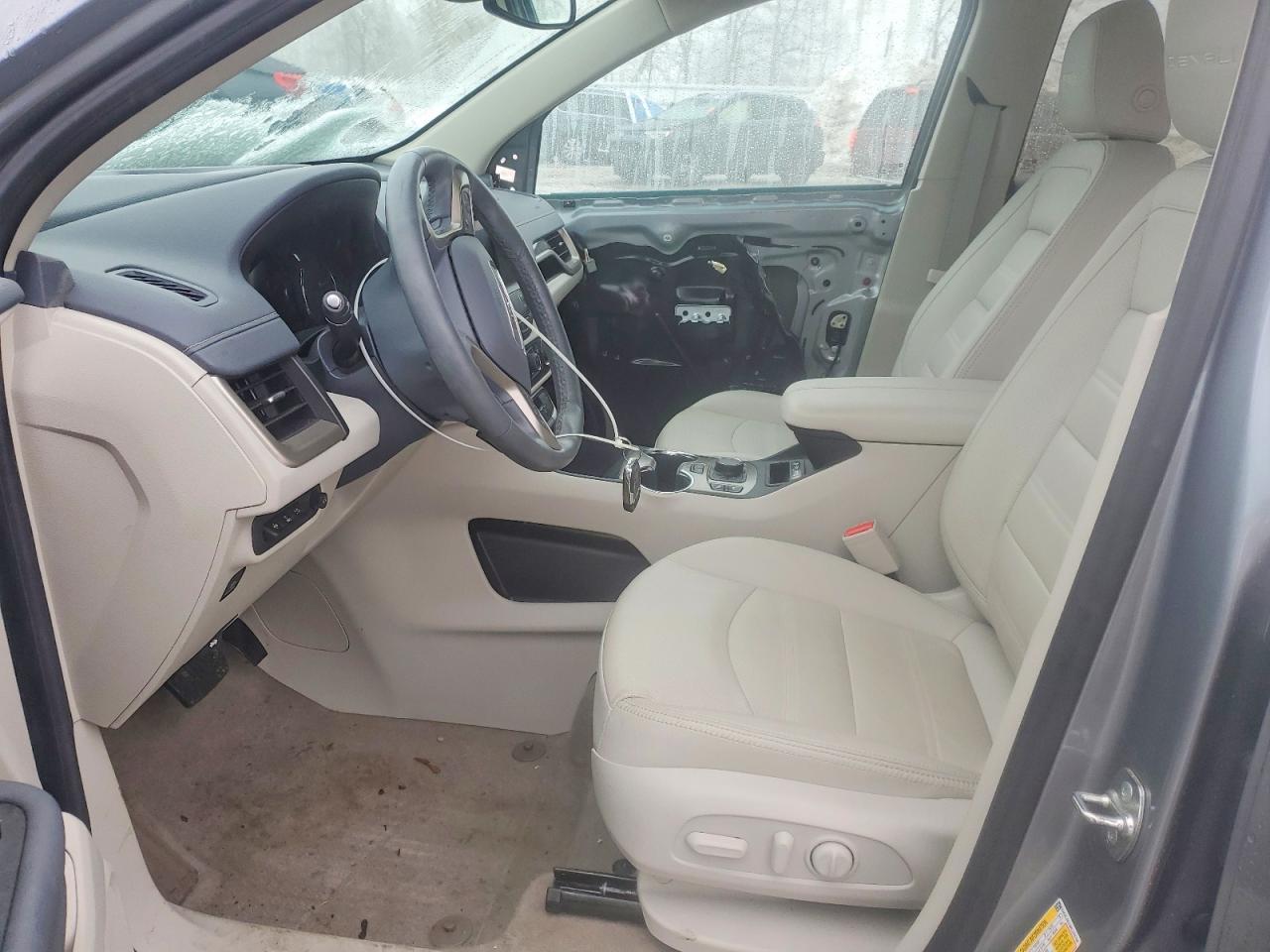 2024 GMC TERRAIN DENALI photo 7