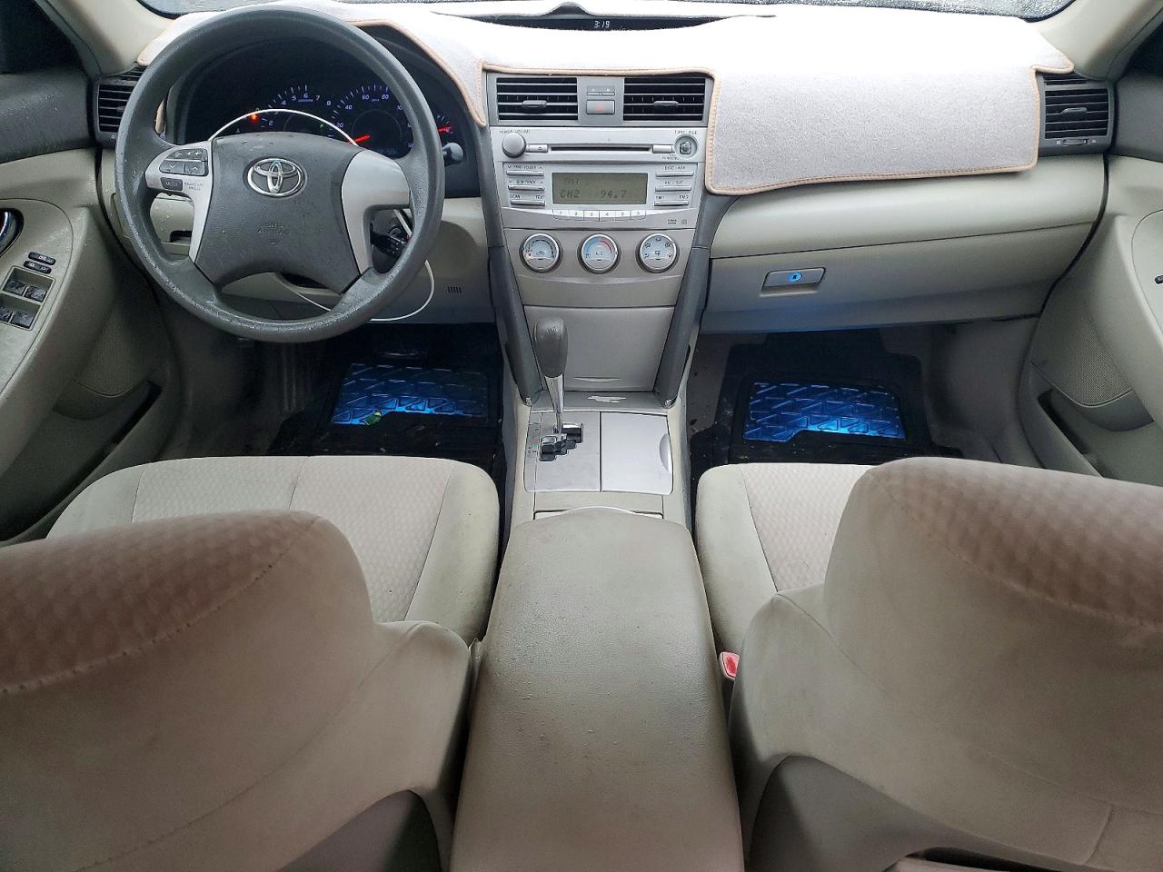 2011 TOYOTA CAMRY BASE photo 8