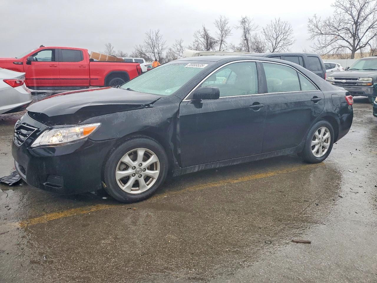 2011 TOYOTA CAMRY
