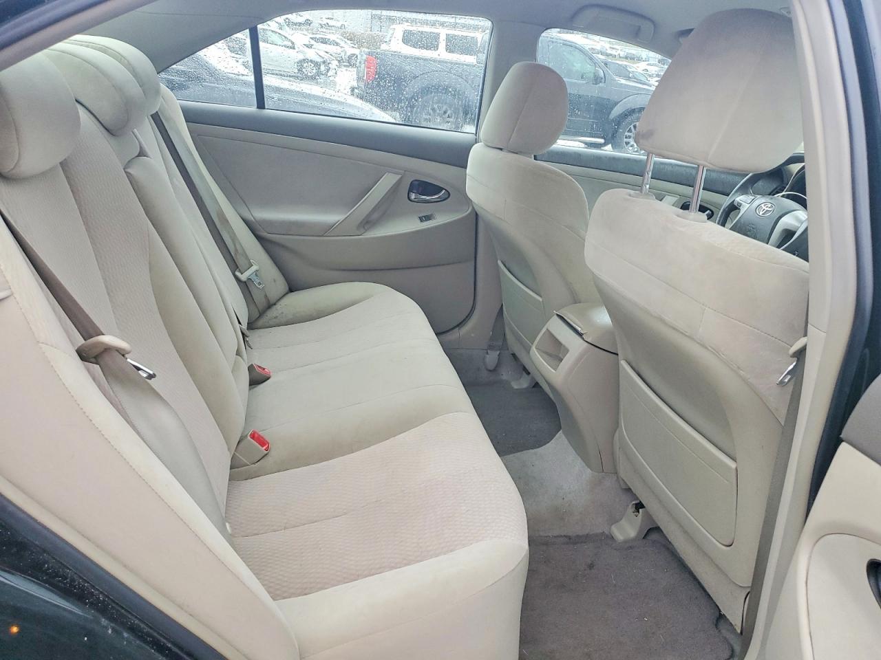2011 TOYOTA CAMRY BASE photo 10