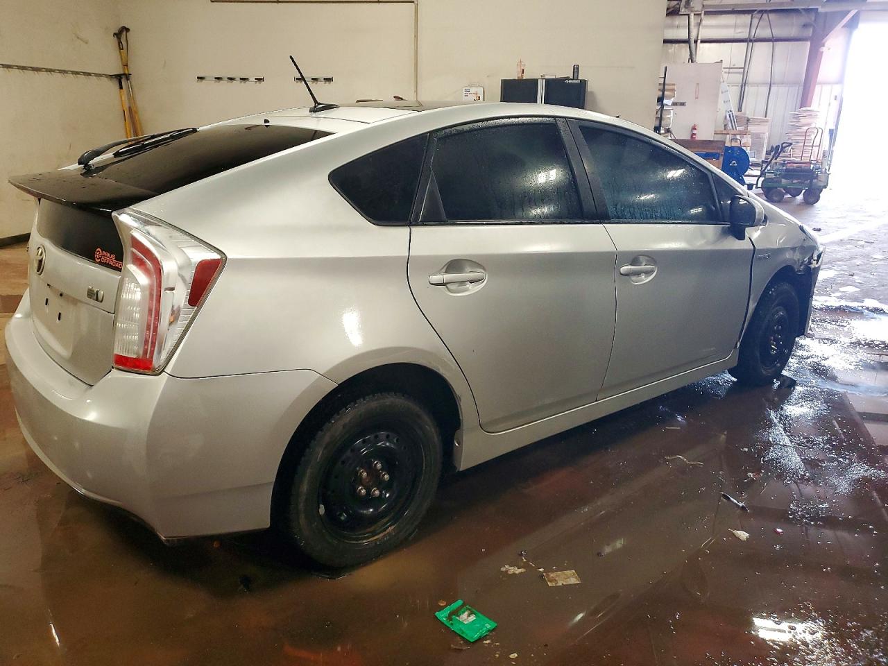 2013 TOYOTA PRIUS photo 3