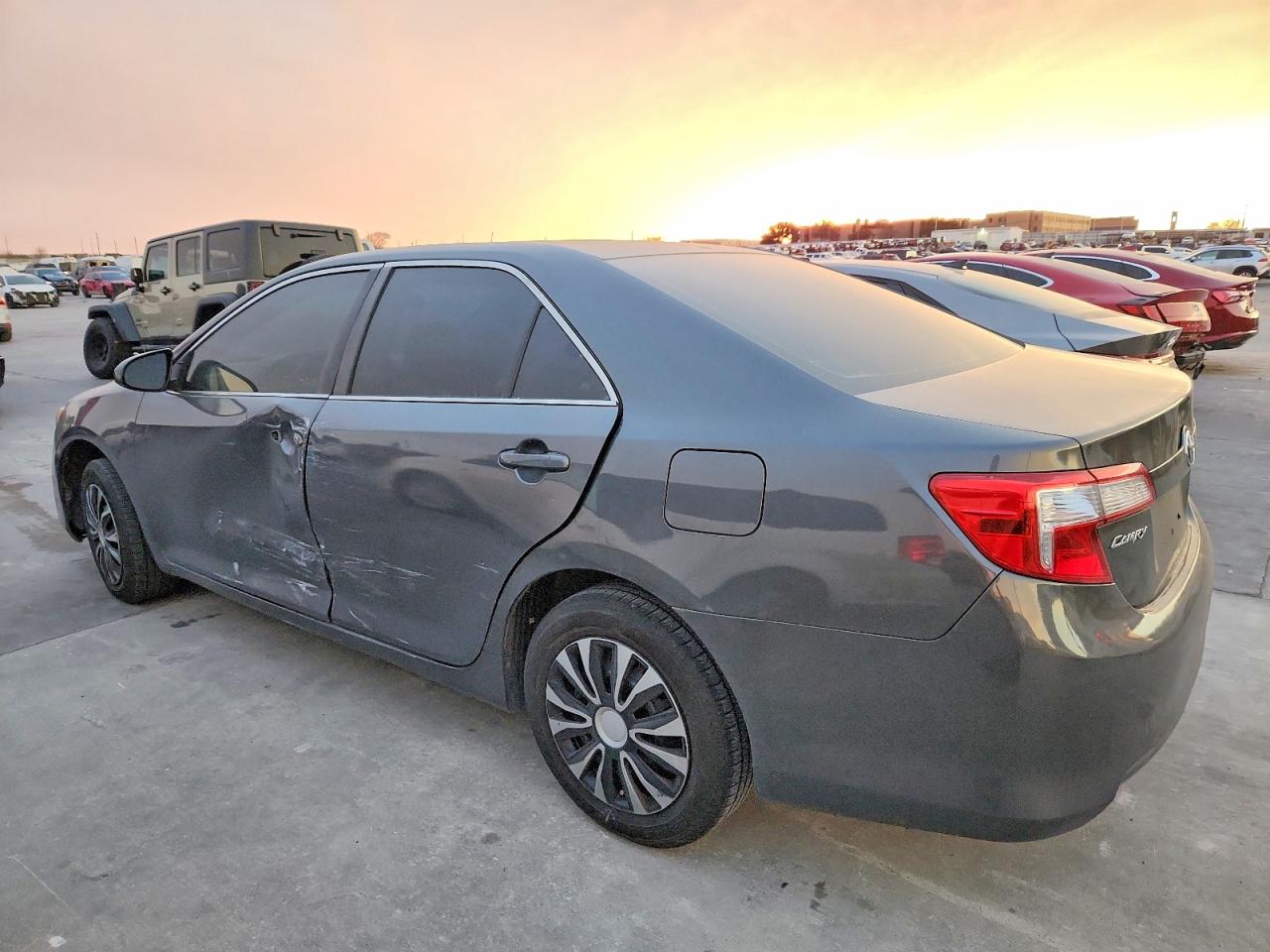2014 TOYOTA CAMRY L photo 2