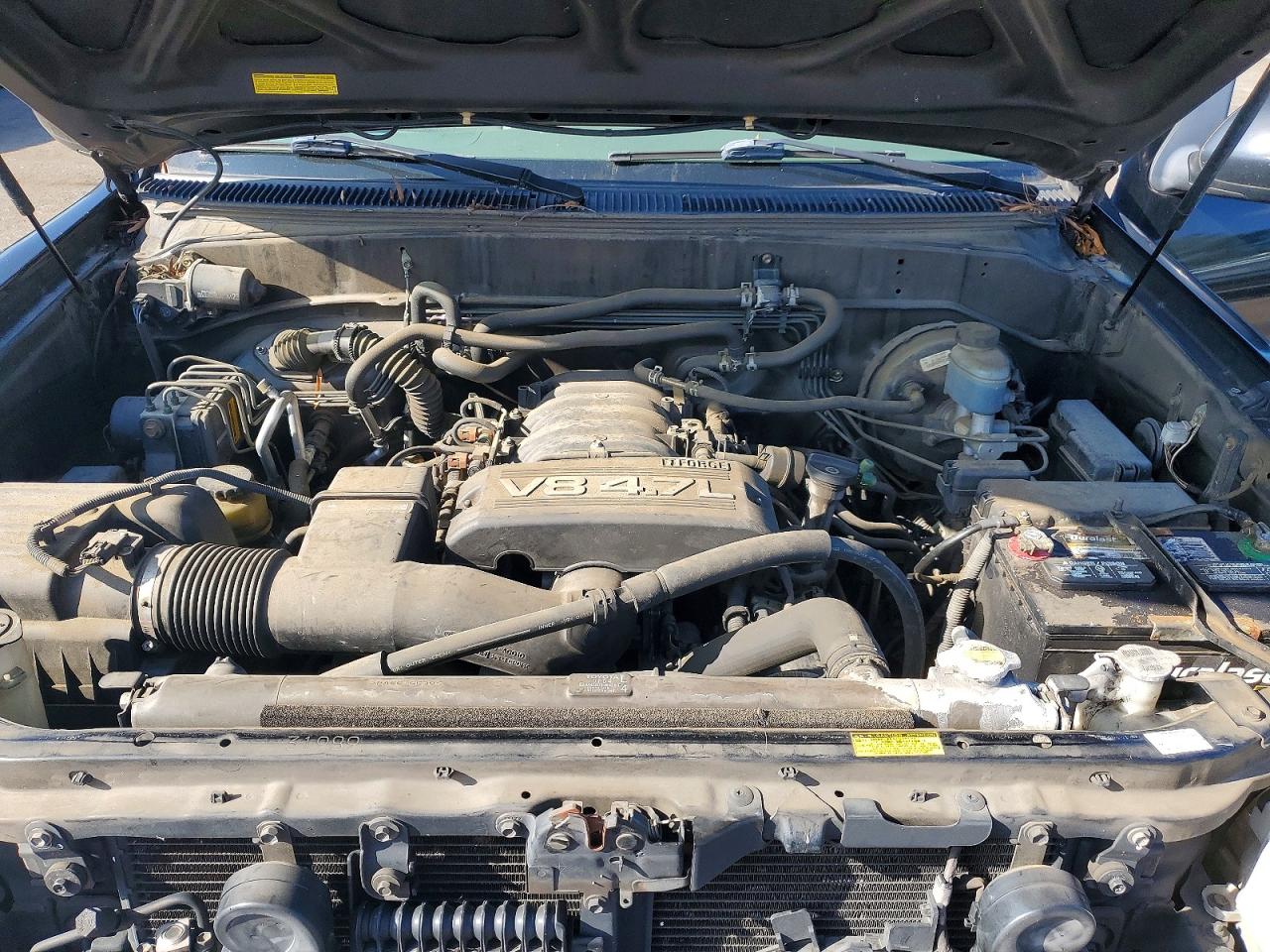 2005 TOYOTA SEQUOIA SR5 photo 11