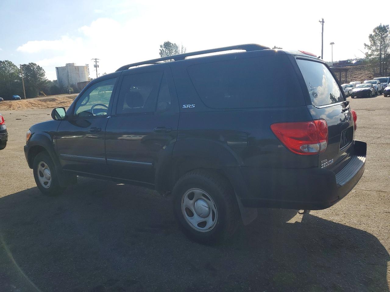 2005 TOYOTA SEQUOIA SR5 photo 2